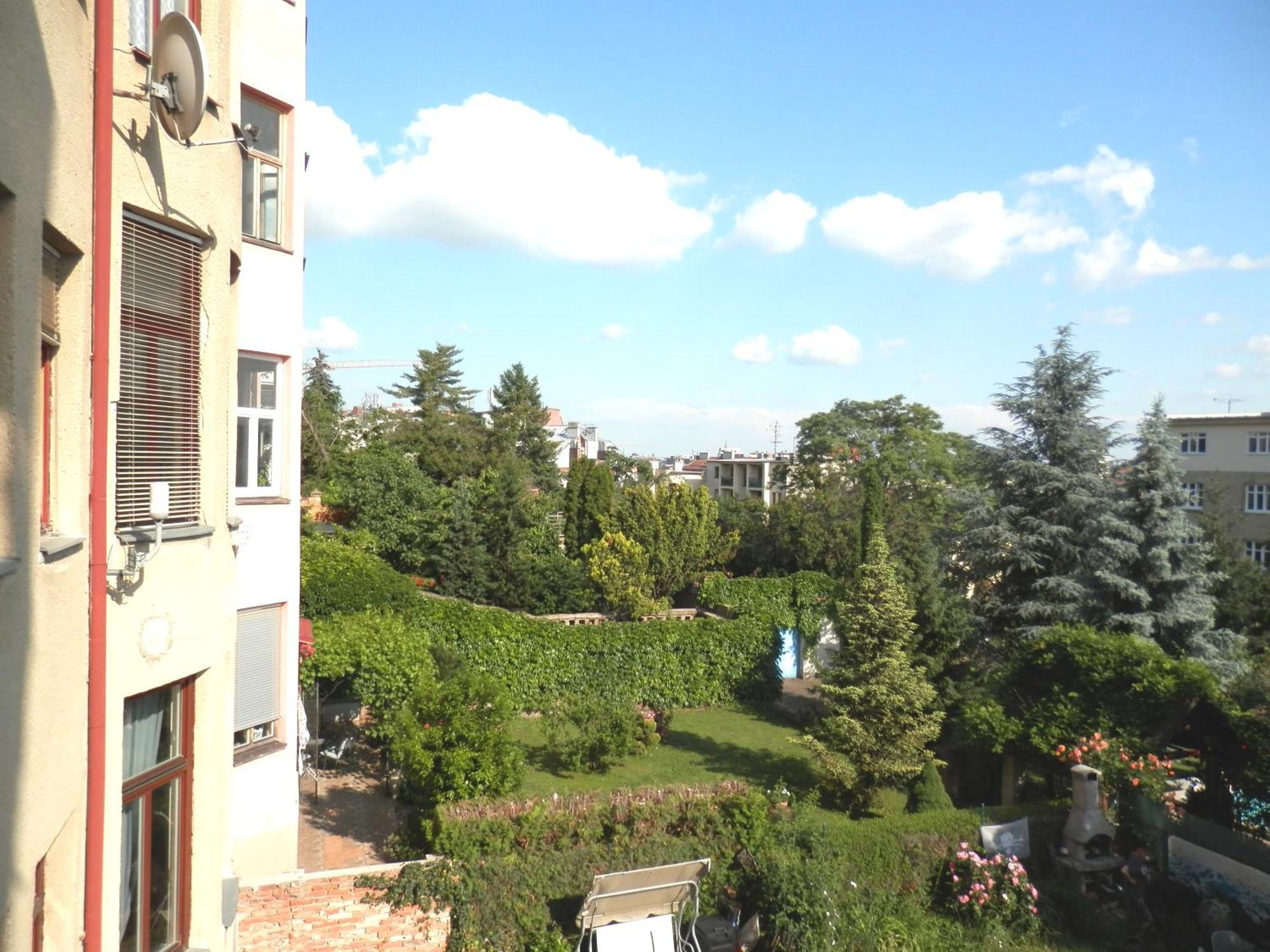 Spacious Apartment Below Spilberk Castle Brno Luaran gambar
